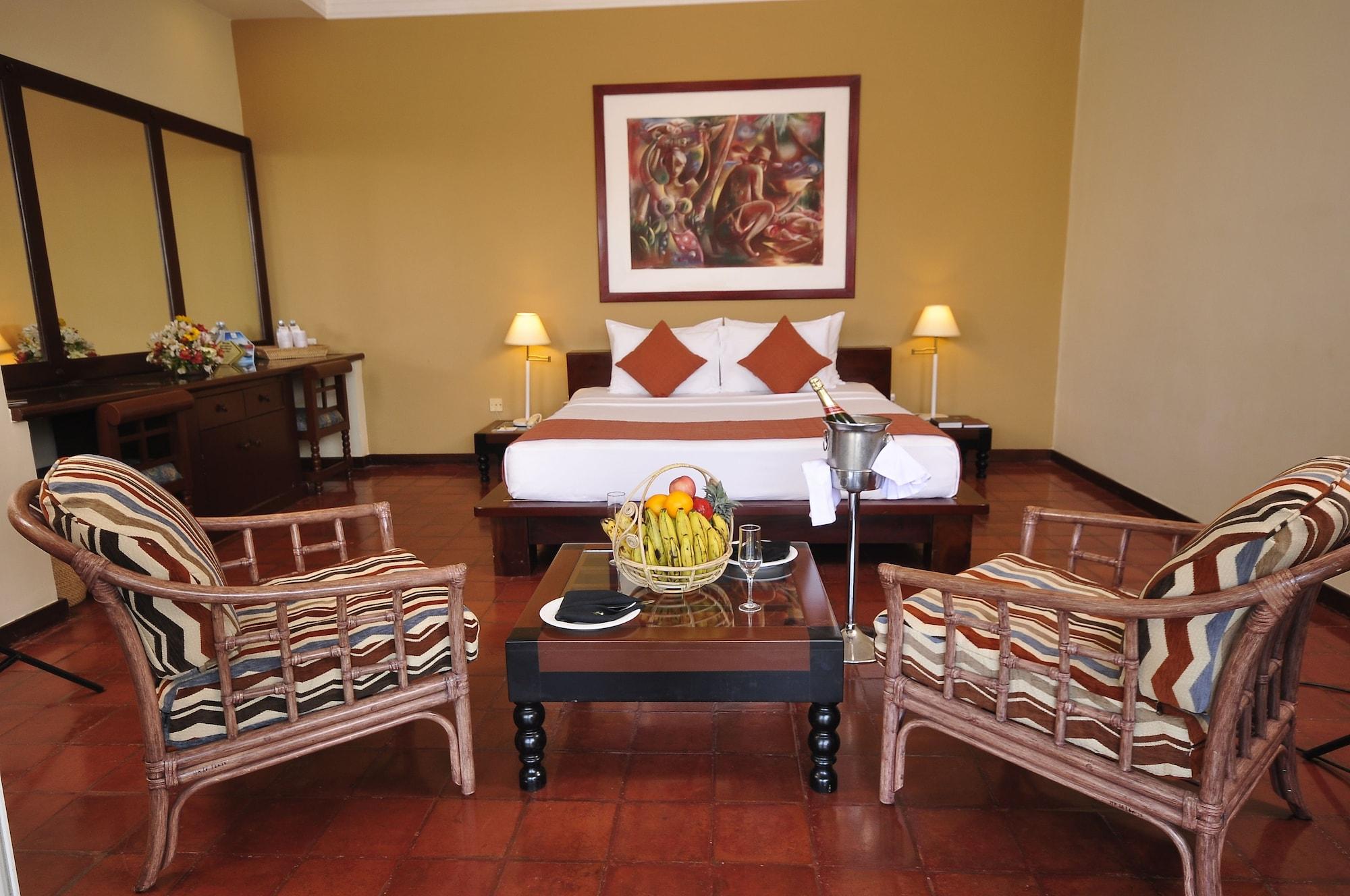Club Palm Bay Hotell Marawila Exteriör bild