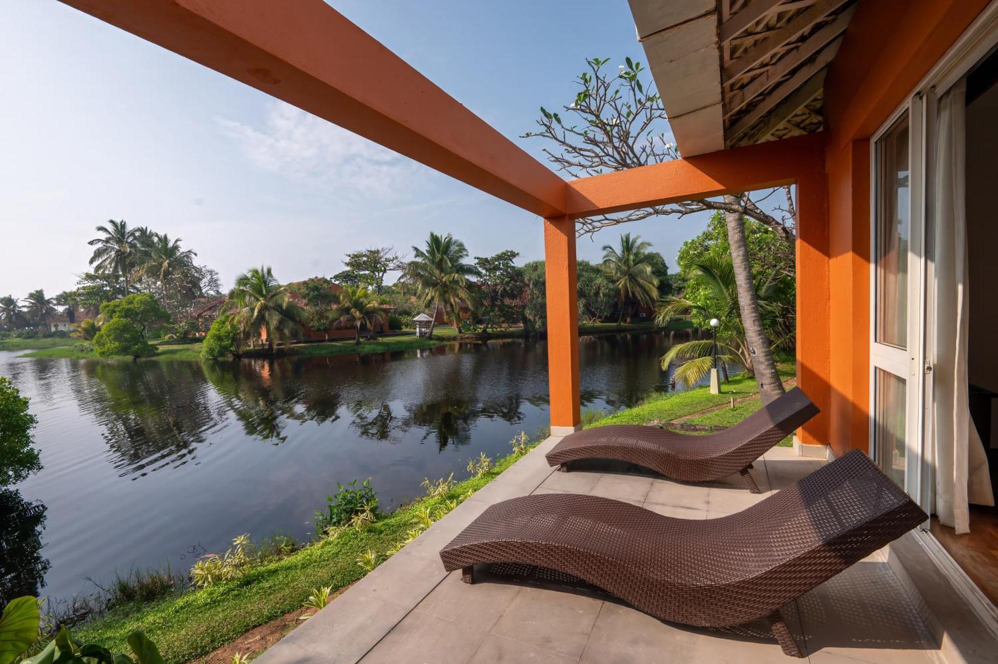 Club Palm Bay Hotell Marawila Rum bild